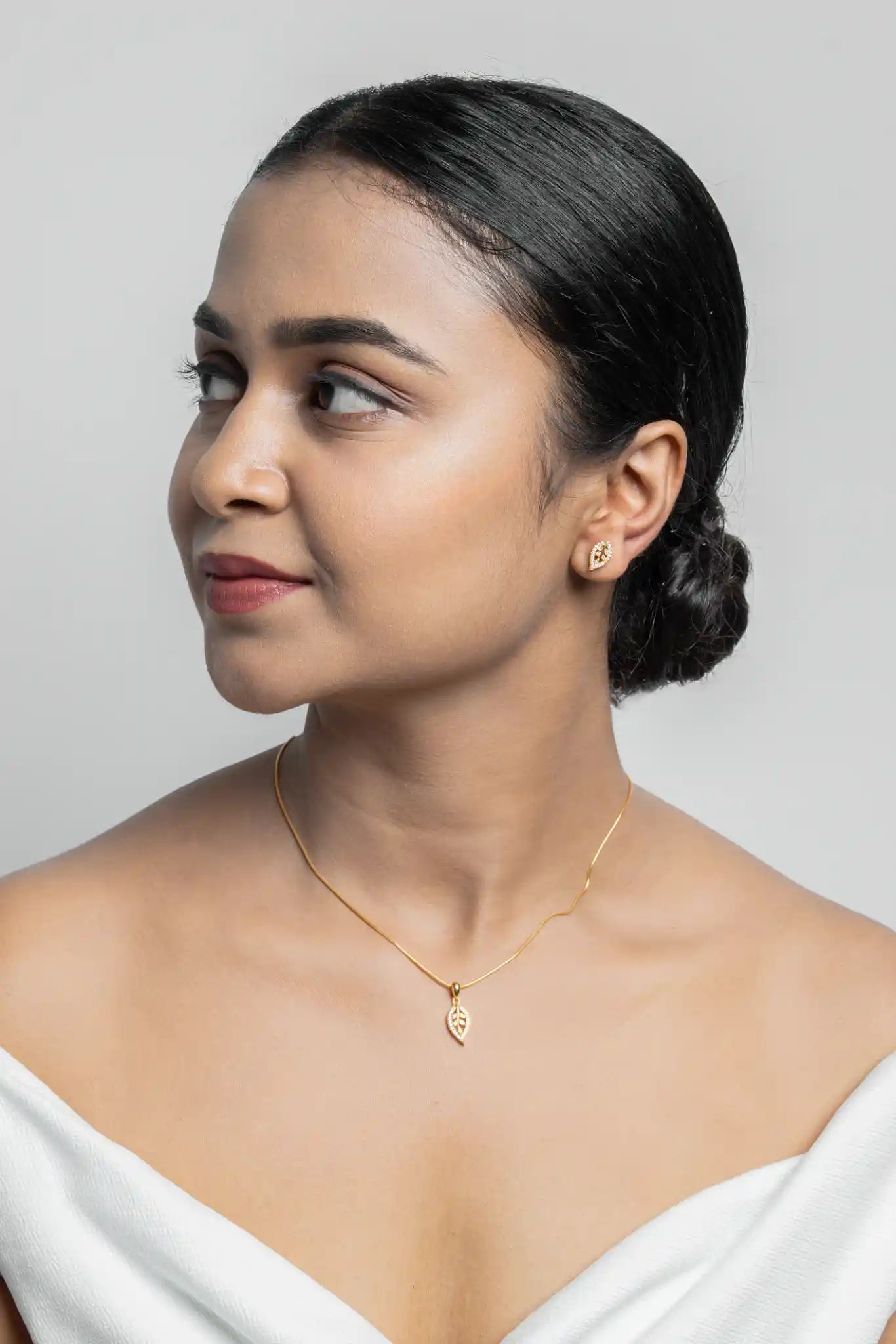 Golden Foliage Pendent set