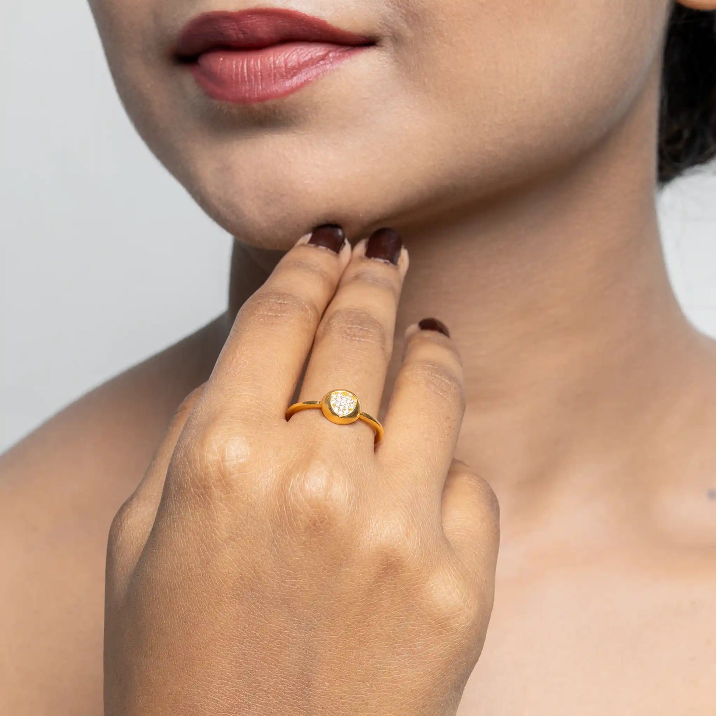 Circular Sunbeam Ring