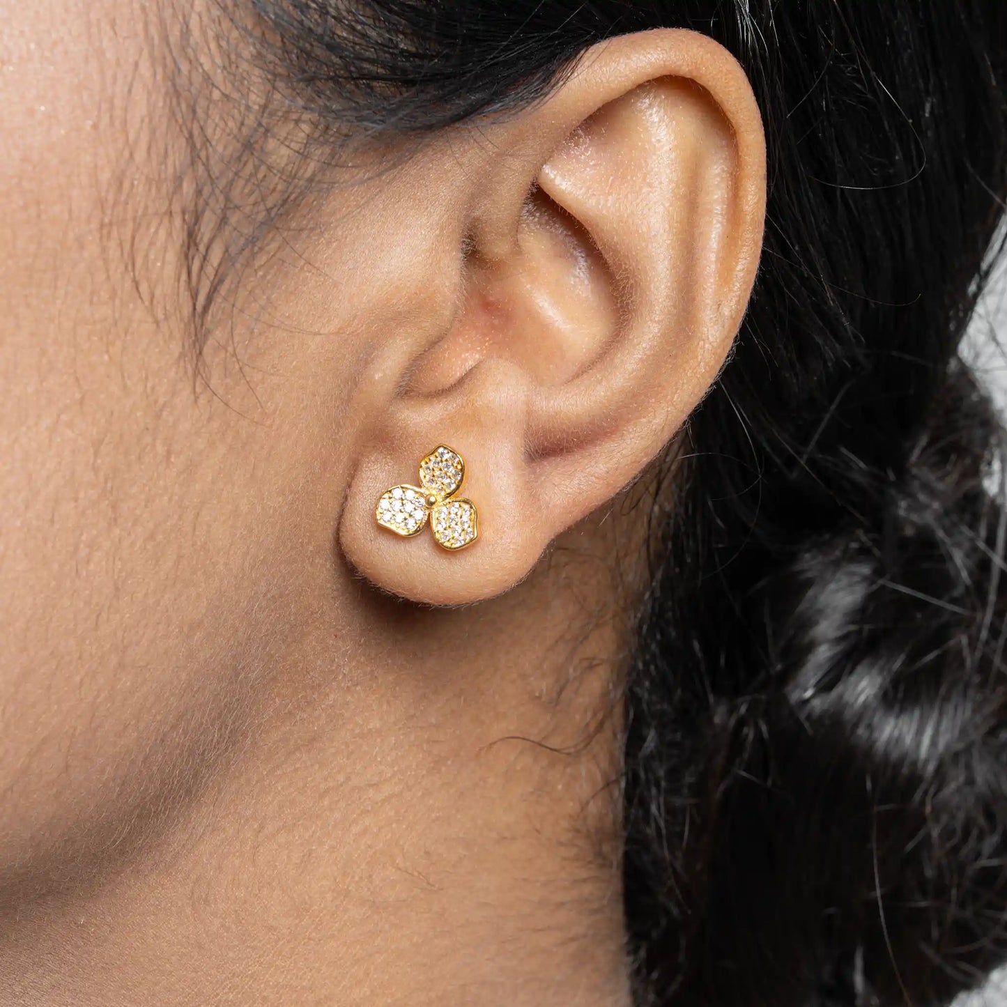 Aurum Petals Earring