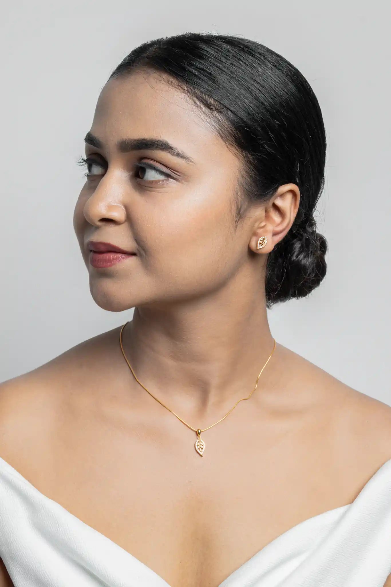 Golden Foliage Pendent set