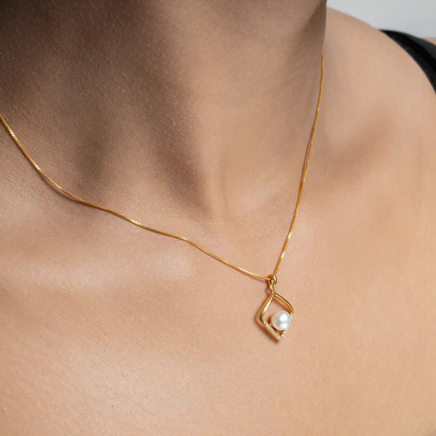 Pearl Heart Necklace