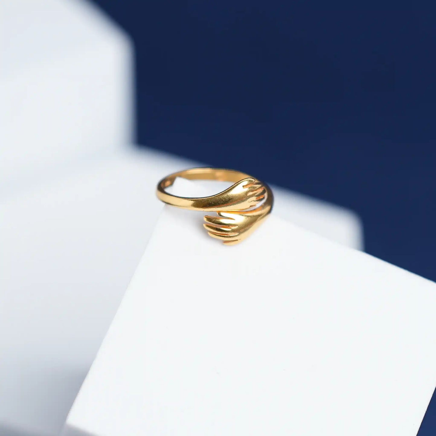 Light Embrace Ring