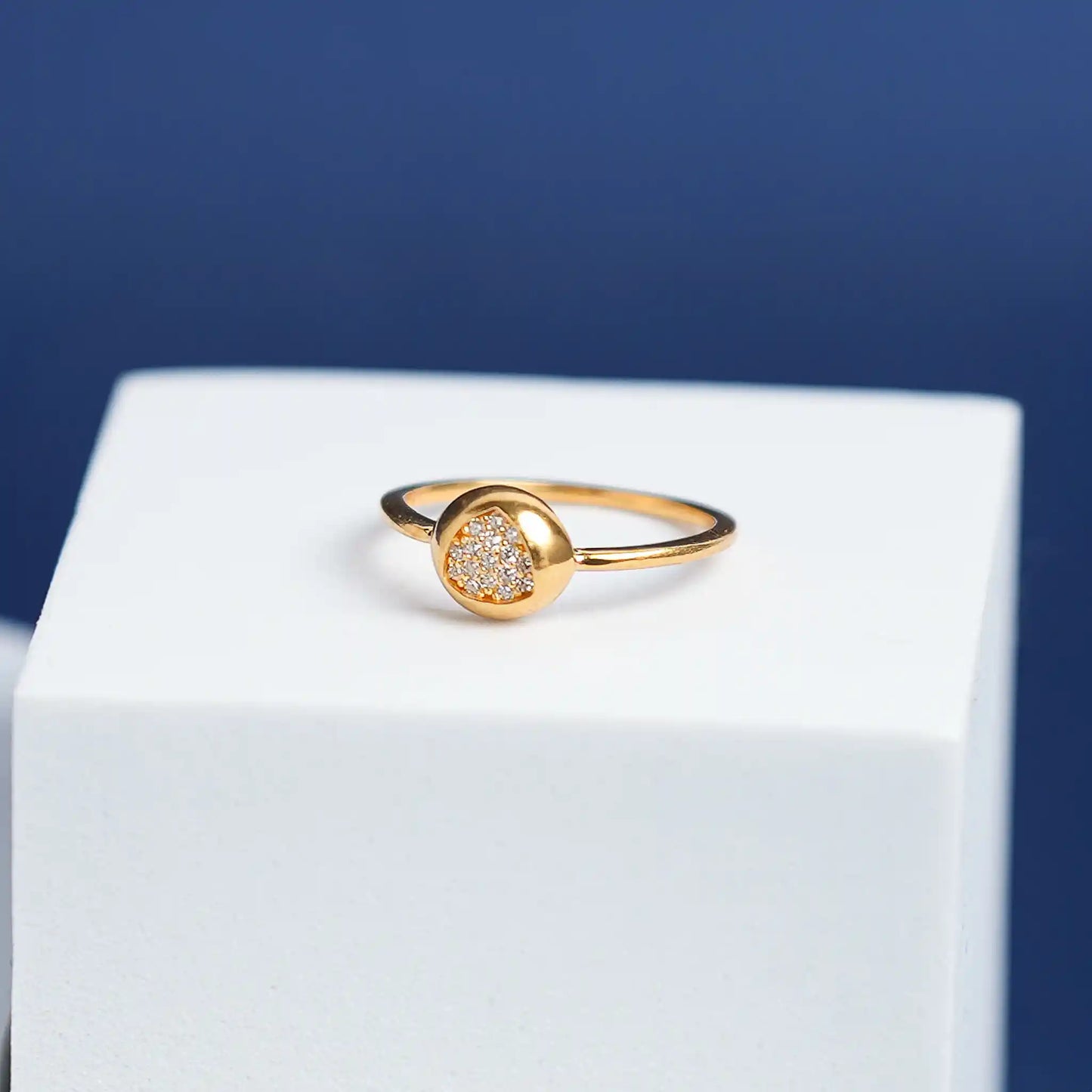 Circular Sunbeam Ring