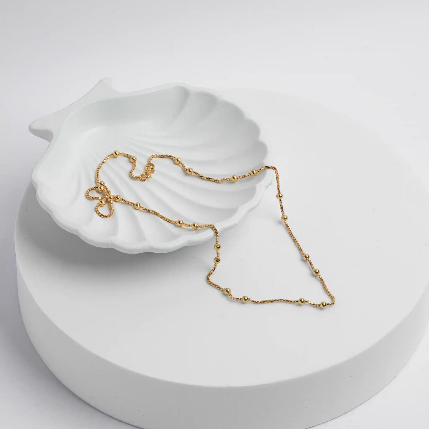 Gilded Interval Chain