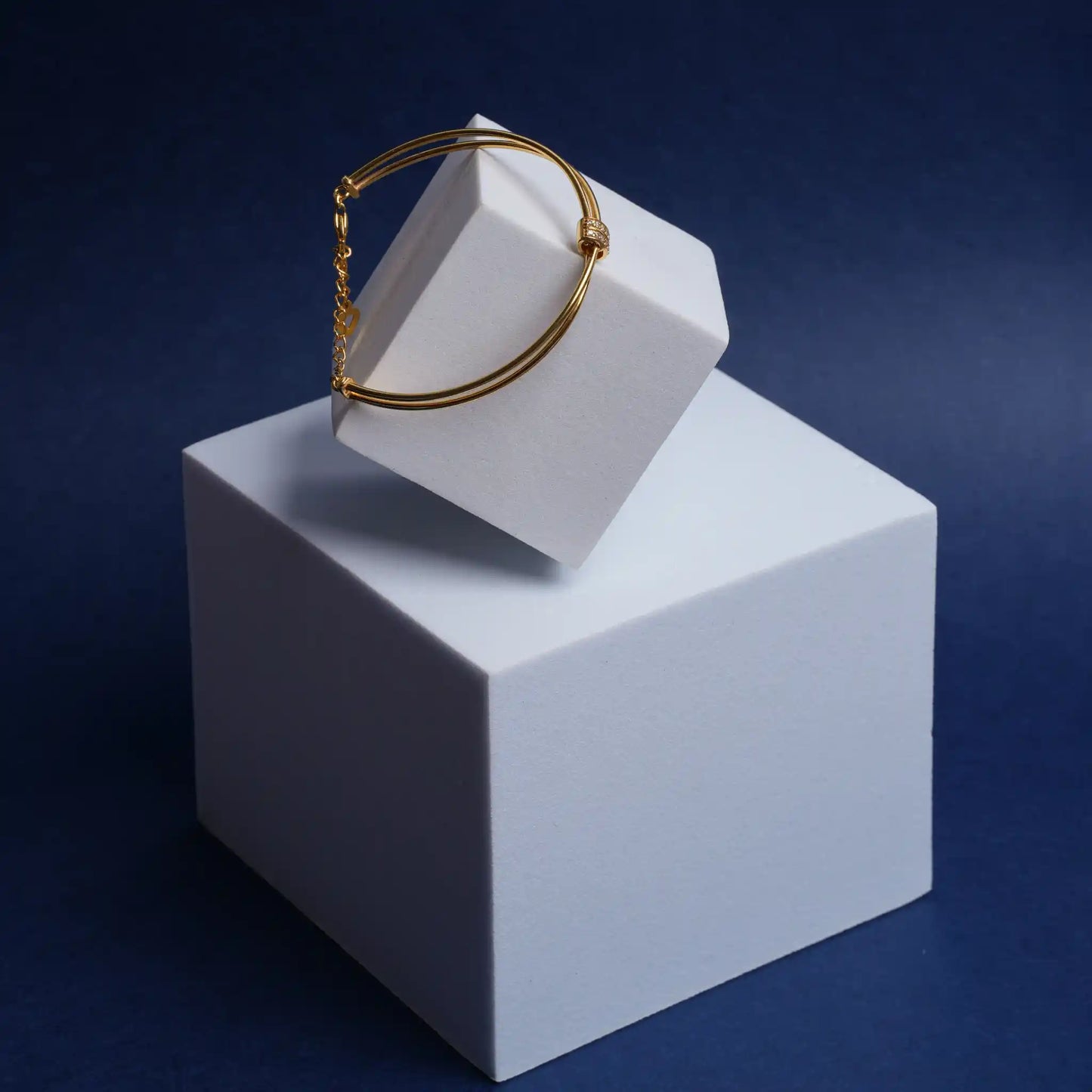 Graced by gold Bracelet
