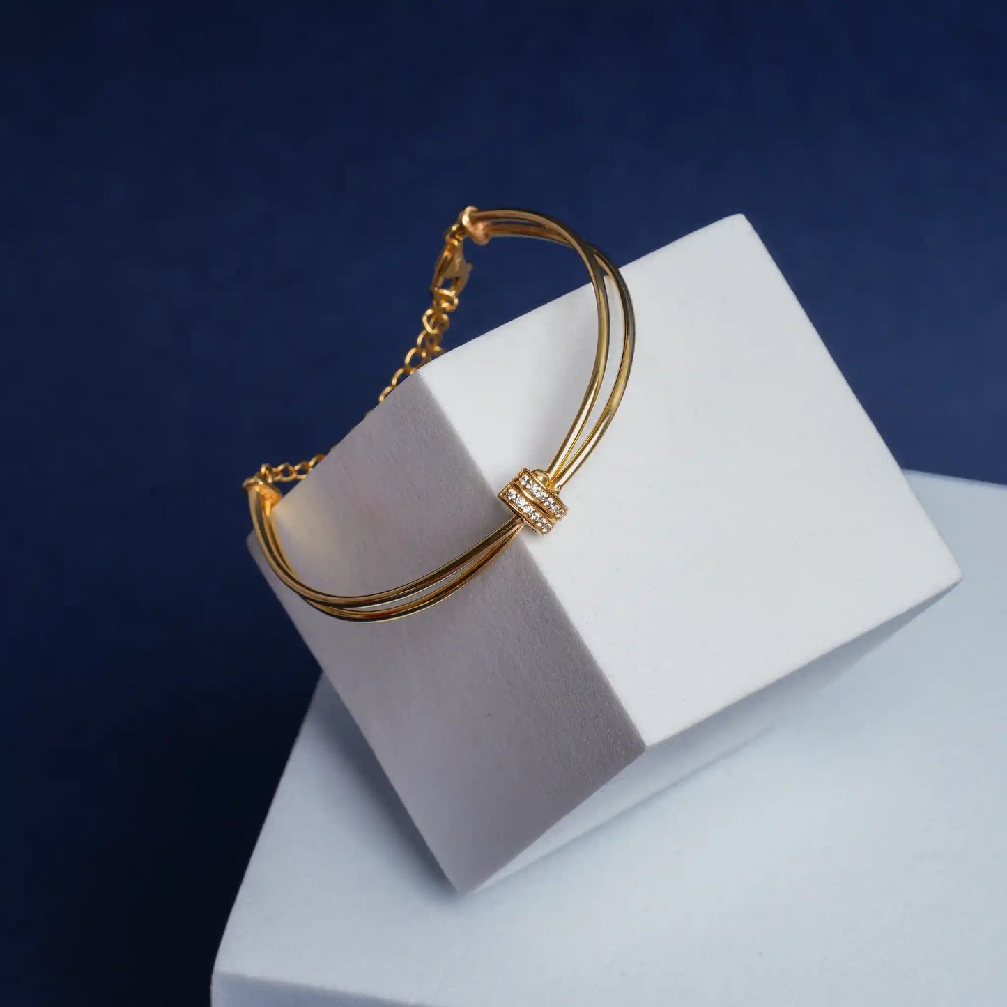 Graced by gold Bracelet