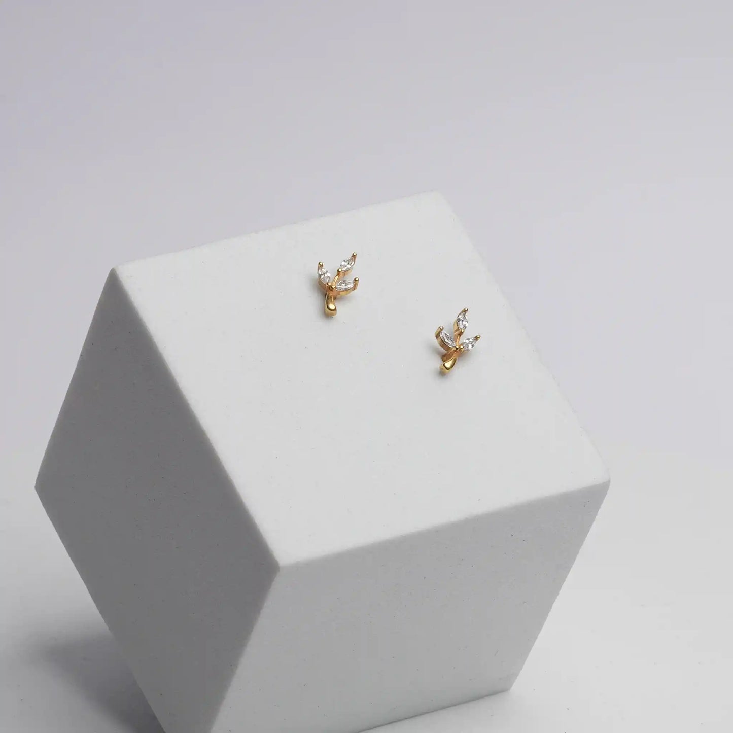 Jeweled Stem Pendent set