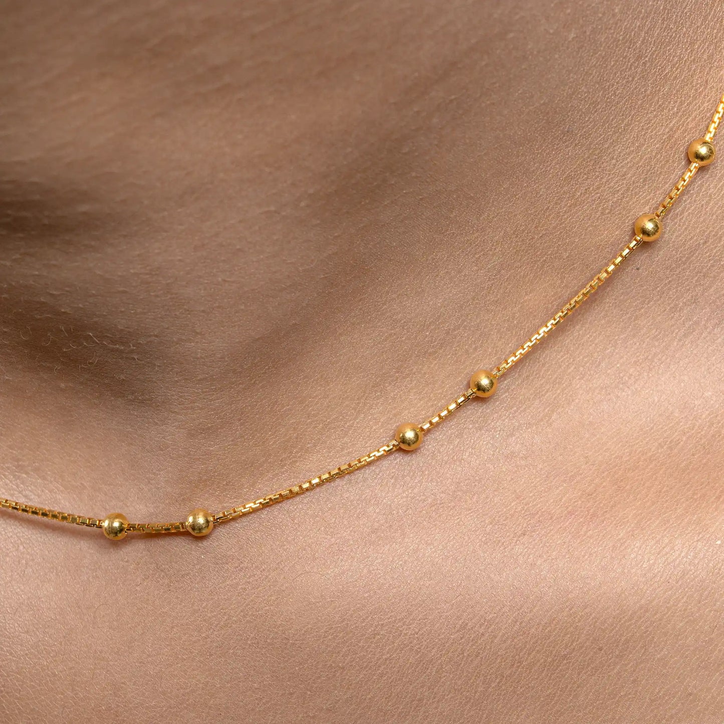 Gilded Interval Chain
