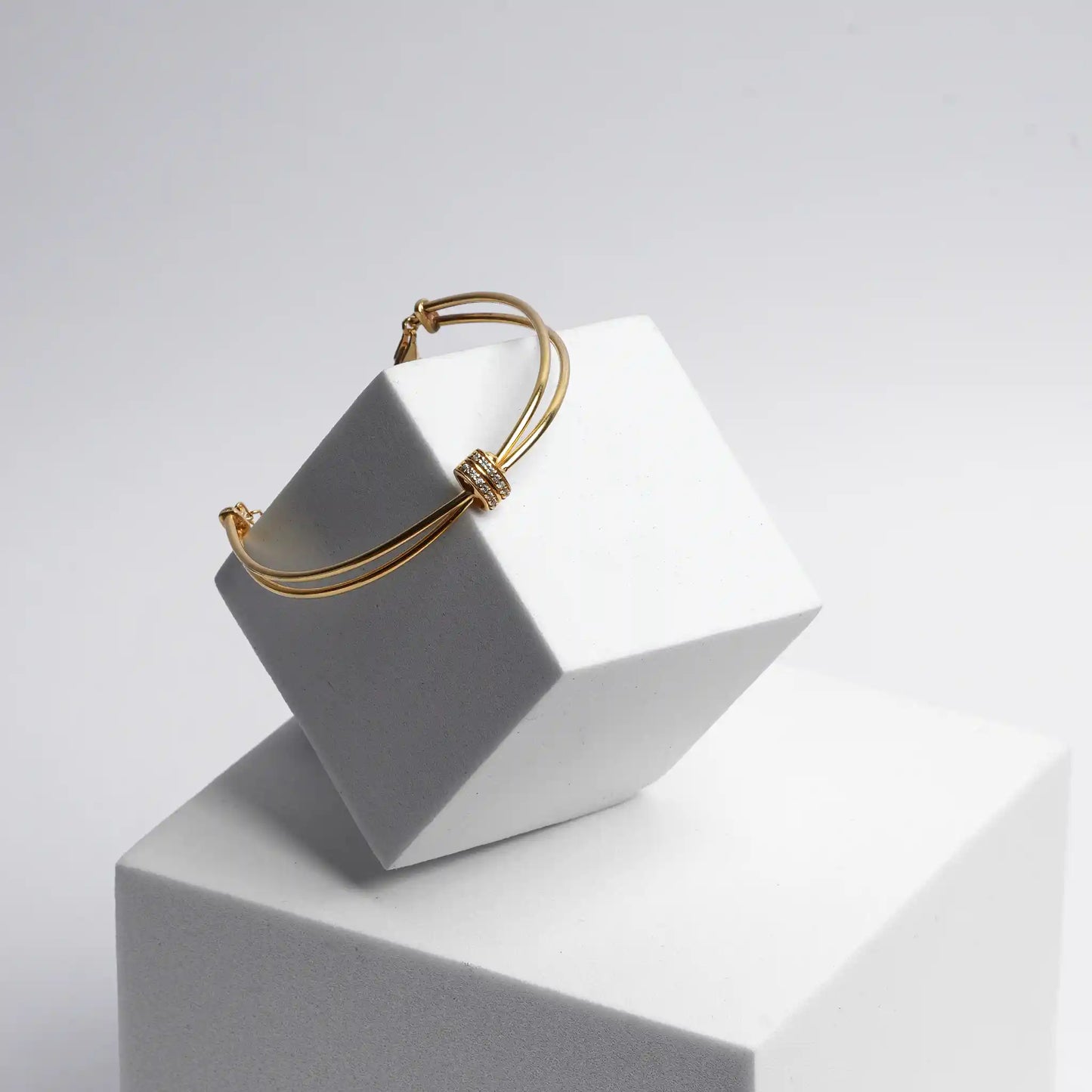 Graced by gold Bracelet